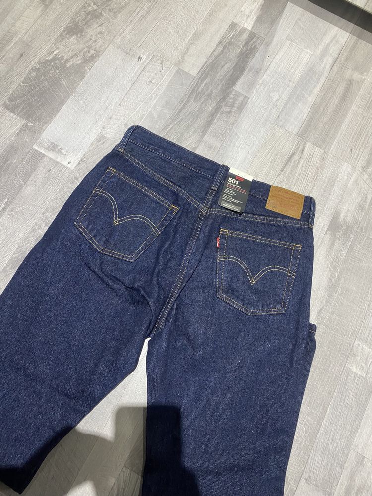 Jeans Levi’s bărbat , mărime M-L