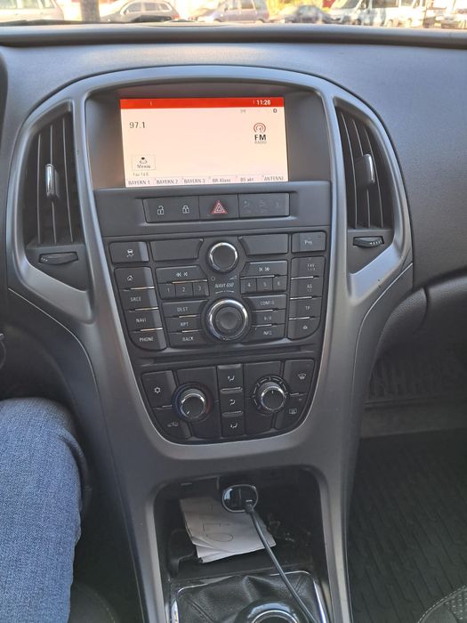 Vând Opel Astra J Sports Tourer