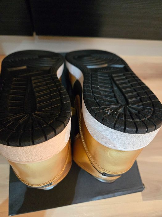 Маратонки Nike Air Jordan 1 / Перфектно състояние