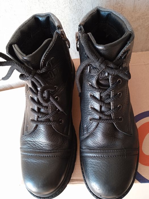 Ботинки демисезонные 40 р