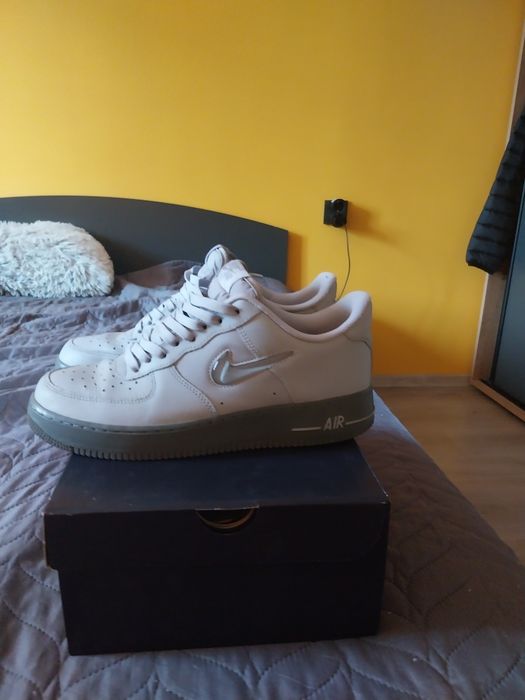 Продавам Air force 1