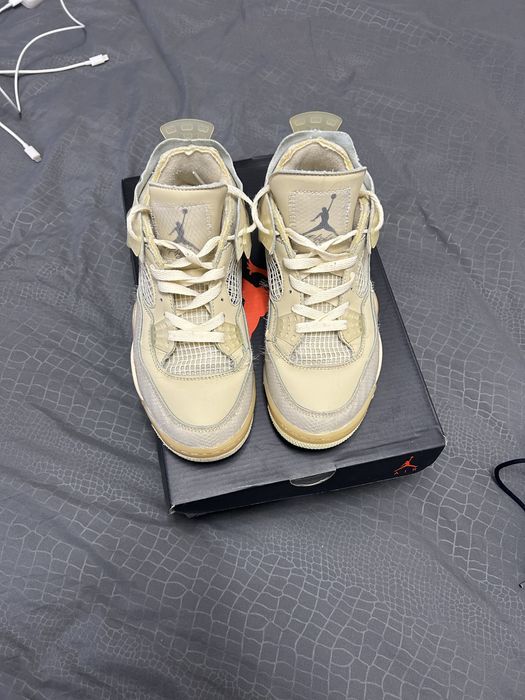 Nike Jordan ………..