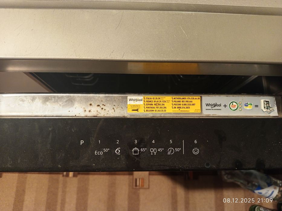 Vând mașina de spălat vase , funcțională