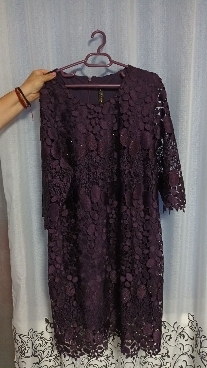 Rochie culoare grena