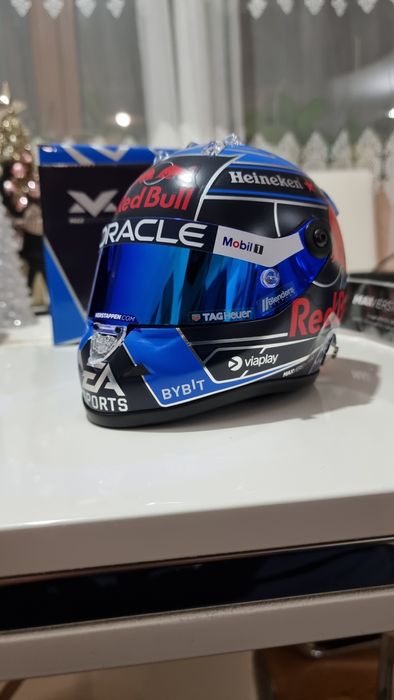 Max Verstappen helmet 1/4 и 1/2 Las Vegas gp F1 2024