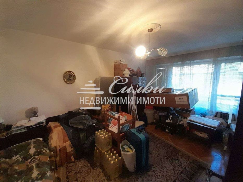 Просторен тристаен апартамент – кв. Добруджански!!!