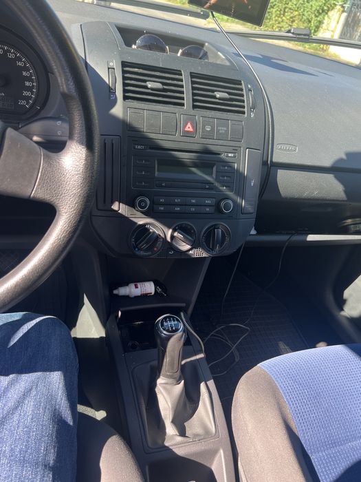 Vand polo 1.2 benzina 150 de mi de km vand urgent