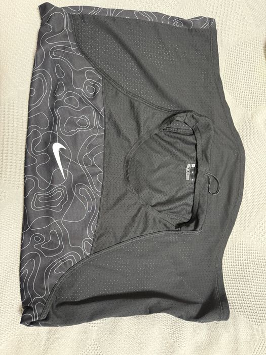Спортен топ Nike, размер М