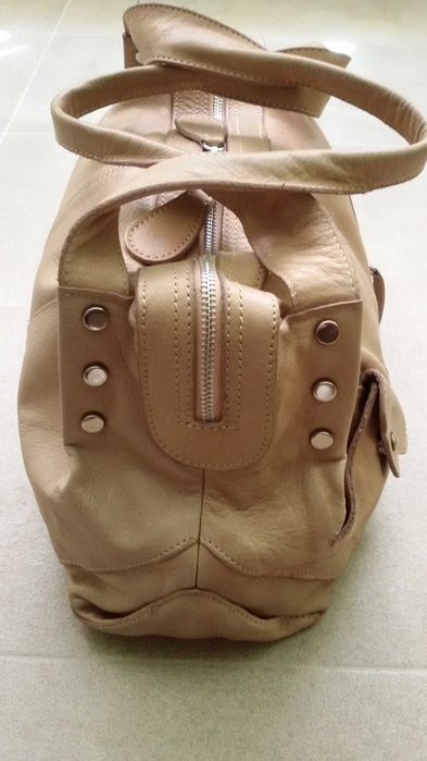 Маркова чанта от кожа Minelli с подарък втора чанта на ТОП цена