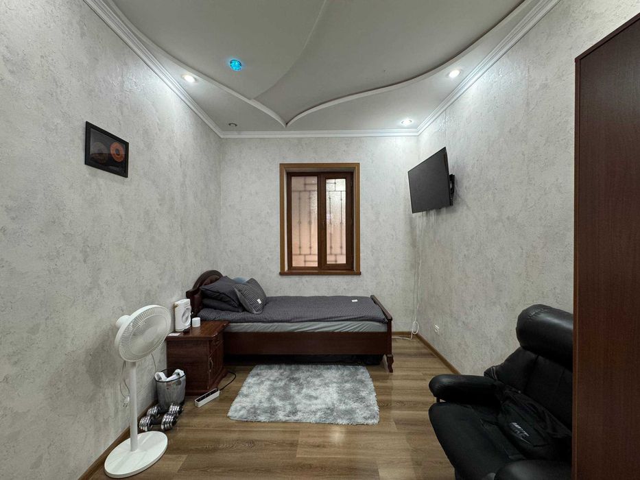 Продажа Дома с Участком, 4,5 сот, Куйлюк 1 массив, ул. Муниса (87648)