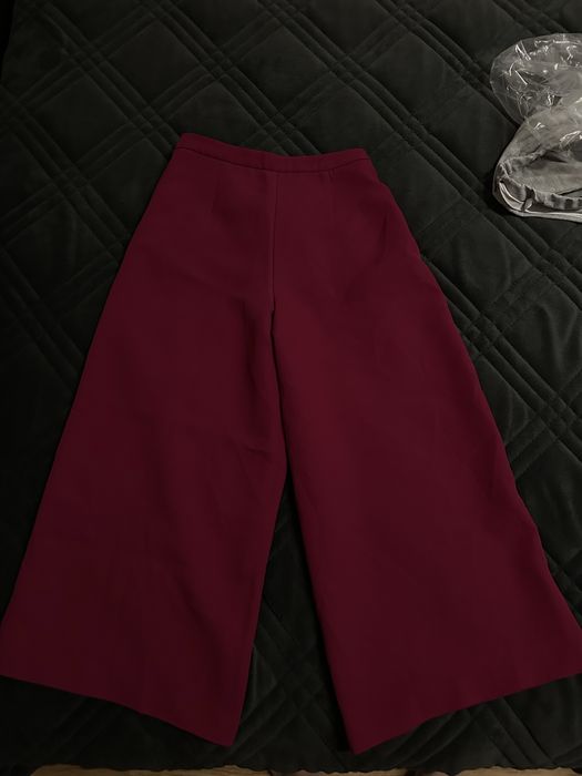 Продавам дамски панталон на ZARA
