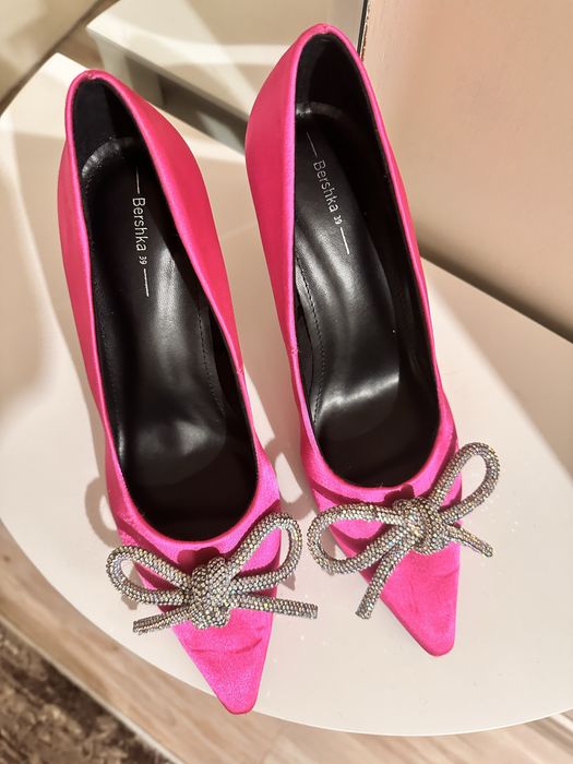 Официални дамски обувки на ток 39 номер