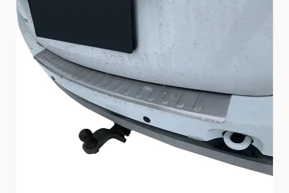 Ornament protectie bara spate inox Dacia Duster