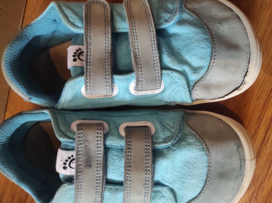 Боси обувки различни марки и модели