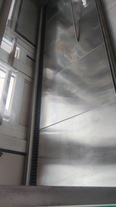 Haladilnik go'sht, kalbasa, shirinliklargayam bu arginal zavod narsa