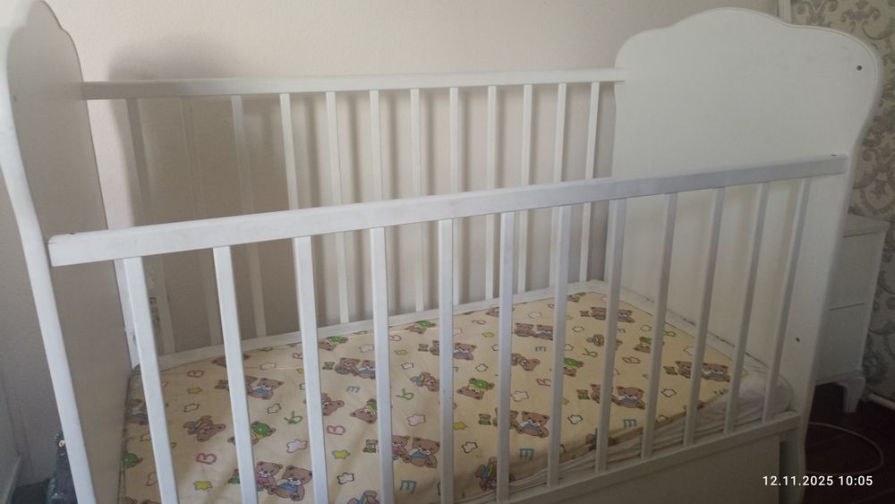 Манеж от рождения до 3 лет состояние отличное