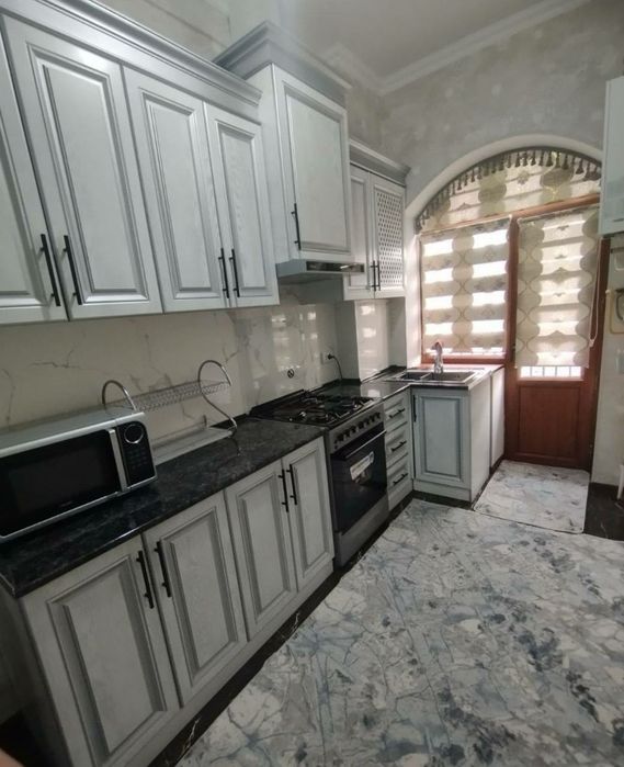 Novza metrosiga 2 daqiqa yurish masofada kvartira_Oilaga Bollarga