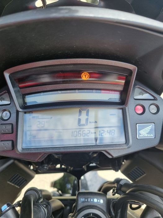 Honda vfr 1200x vand(schimb cu auto cutie automata)