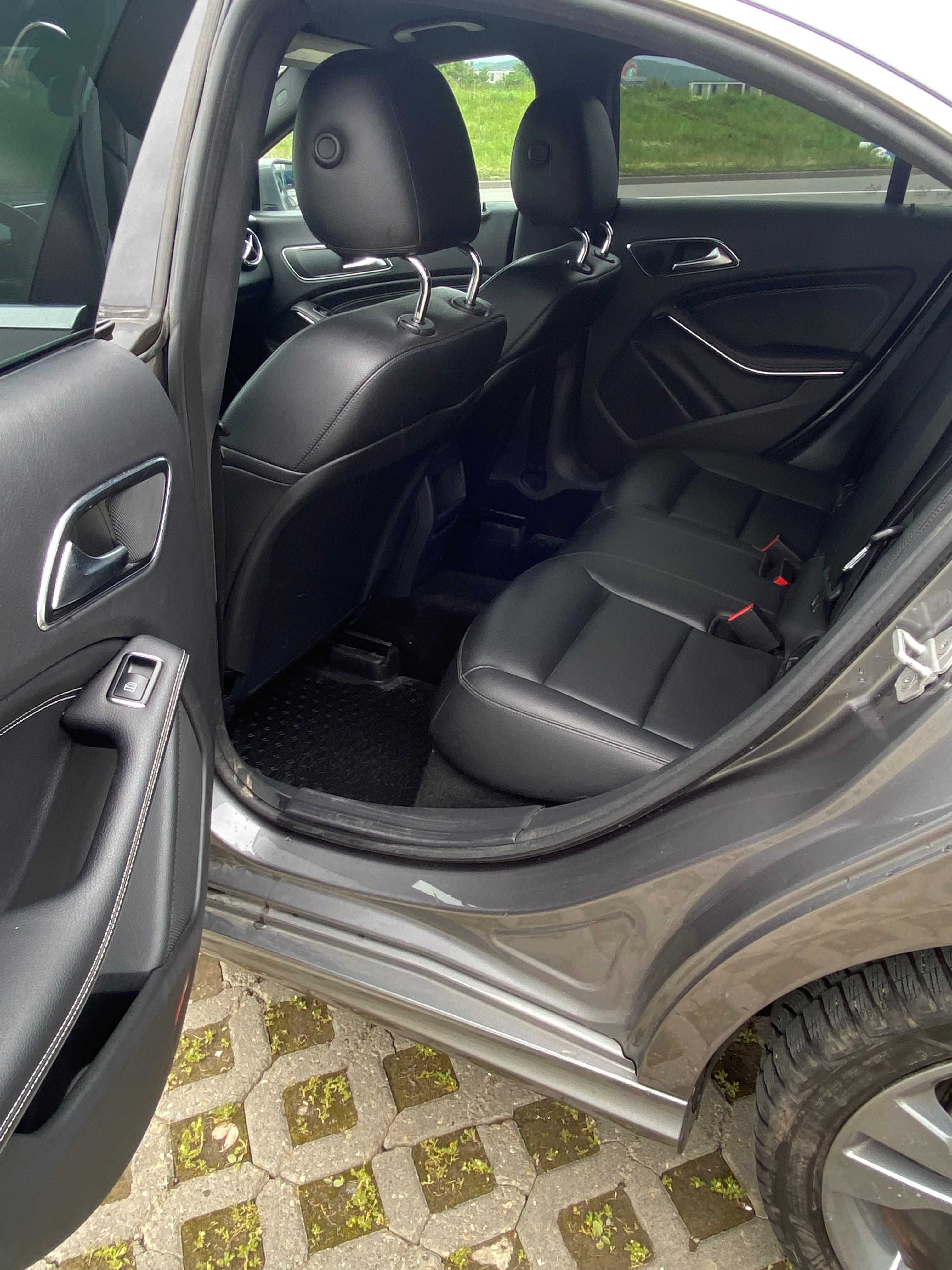 Mercedes-Benz CLA 180 | 1.6 Benzină | Euro 6 | Urban Package