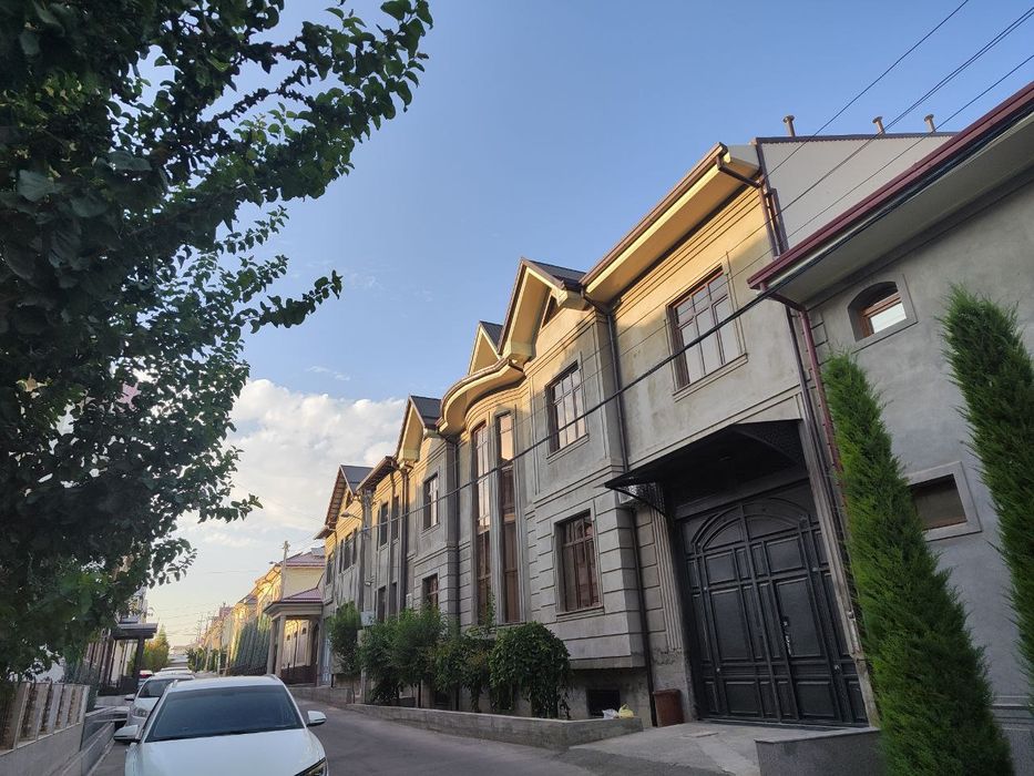 Охунбобоев 6 соток 8 хона