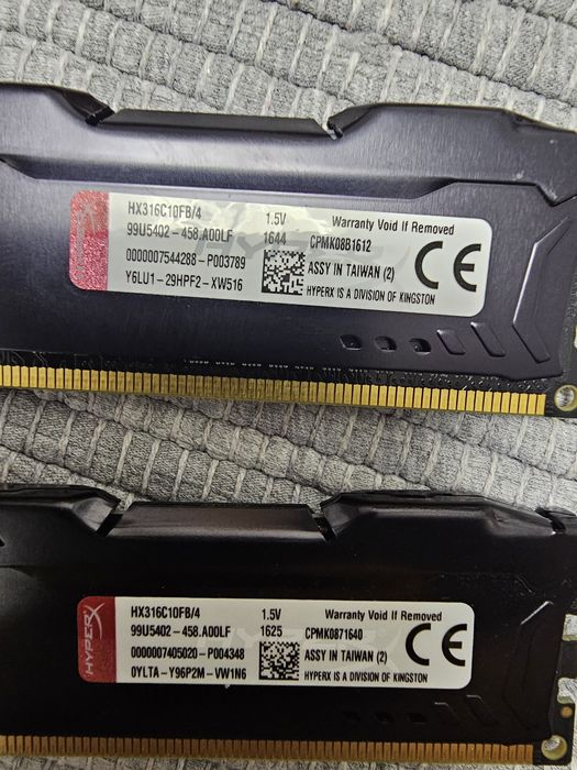 Memorie RAM DDR3 4GB HyperX (Kingston)