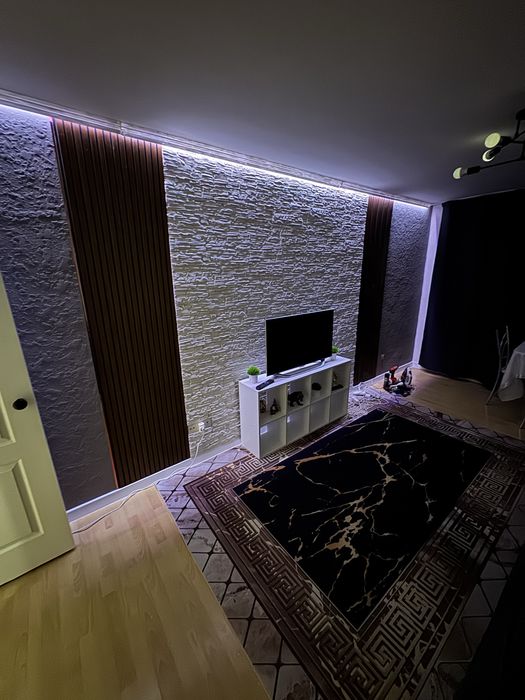 Продам 2-х квартиру, первый этаж, идеально под бизнес