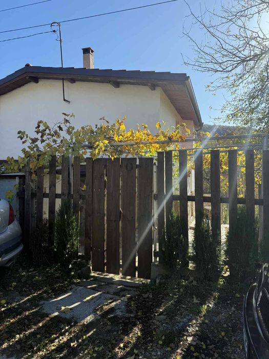 Kъща в с. Малки чифлик