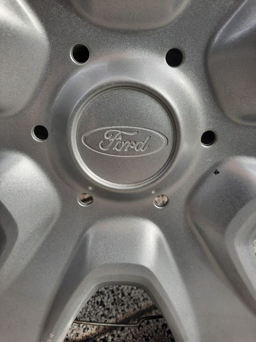 Тасове за Ford 15" оригинални