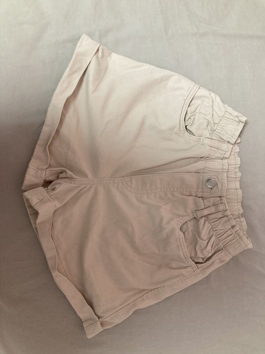 Къси панталони с ластик от H&M