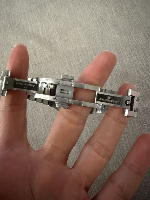 Часовник Audemars Piguet Royal Oak