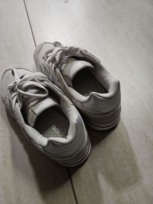 Adidas дамски маратонки