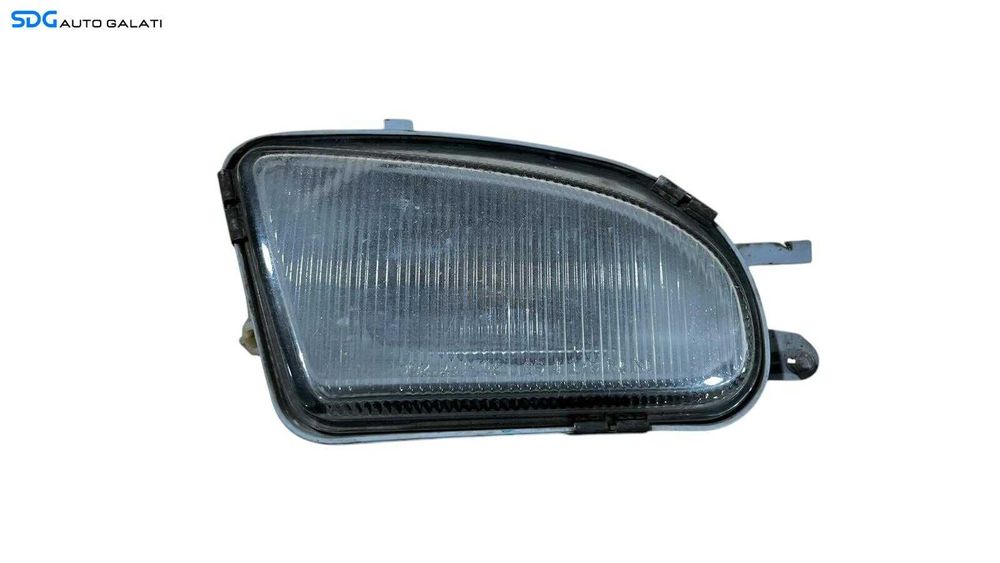 Proiector Ceata Dreapta de pe Bara Spoiler Fata Mercedes Clasa CLK W208 1997 - 2002 Cod 147262-00 [L5353]