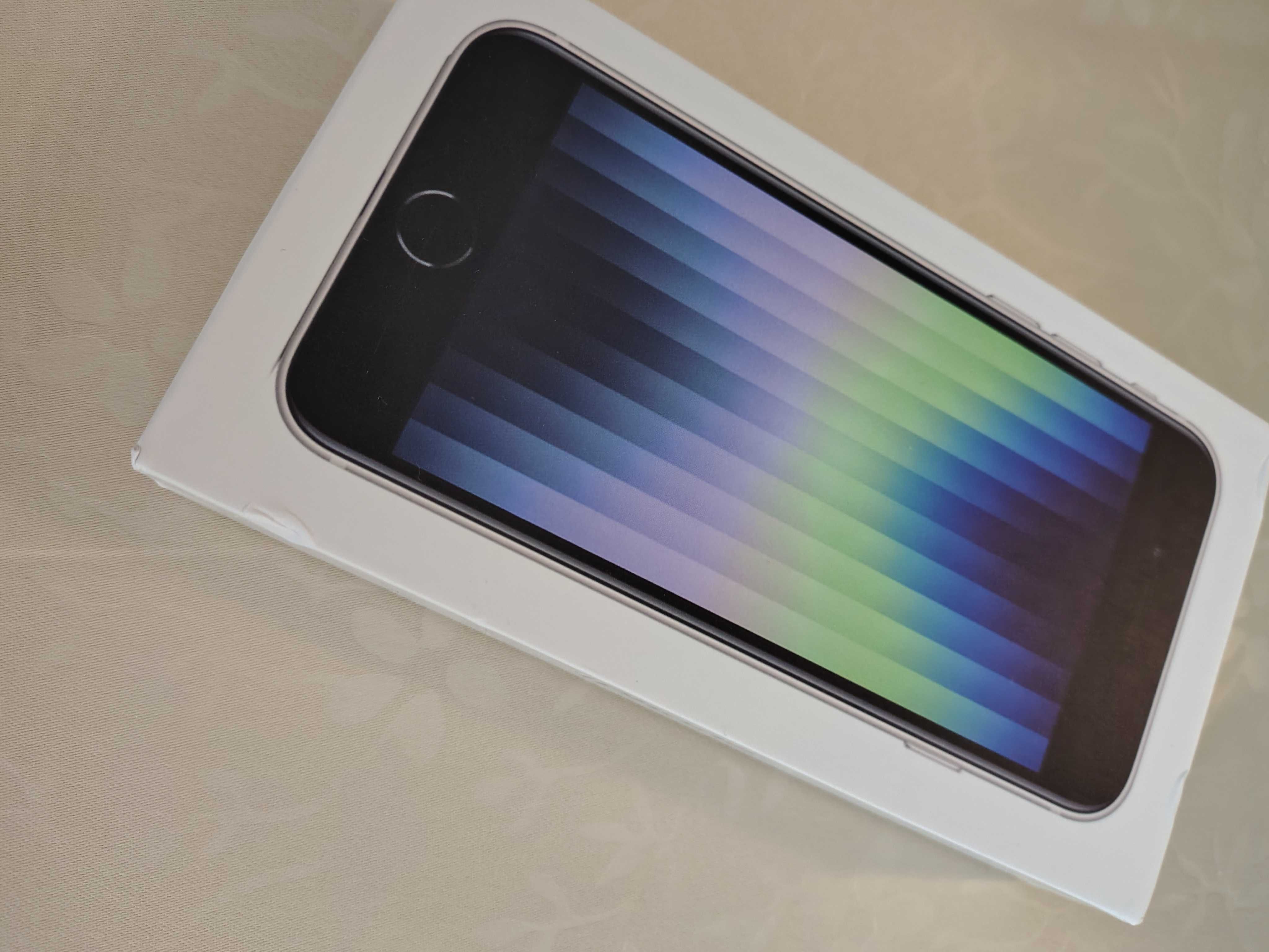 IPhone SE 3 / 2022, 128gb, бял/сребрист - нов , неизползван