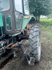Traktor TTZ 8010