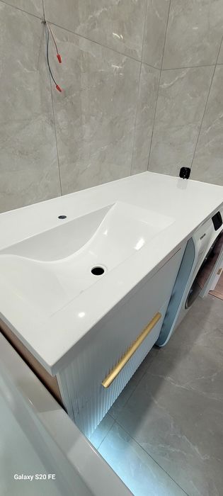 Столешница в сан.узел из искусственного камня в Астане