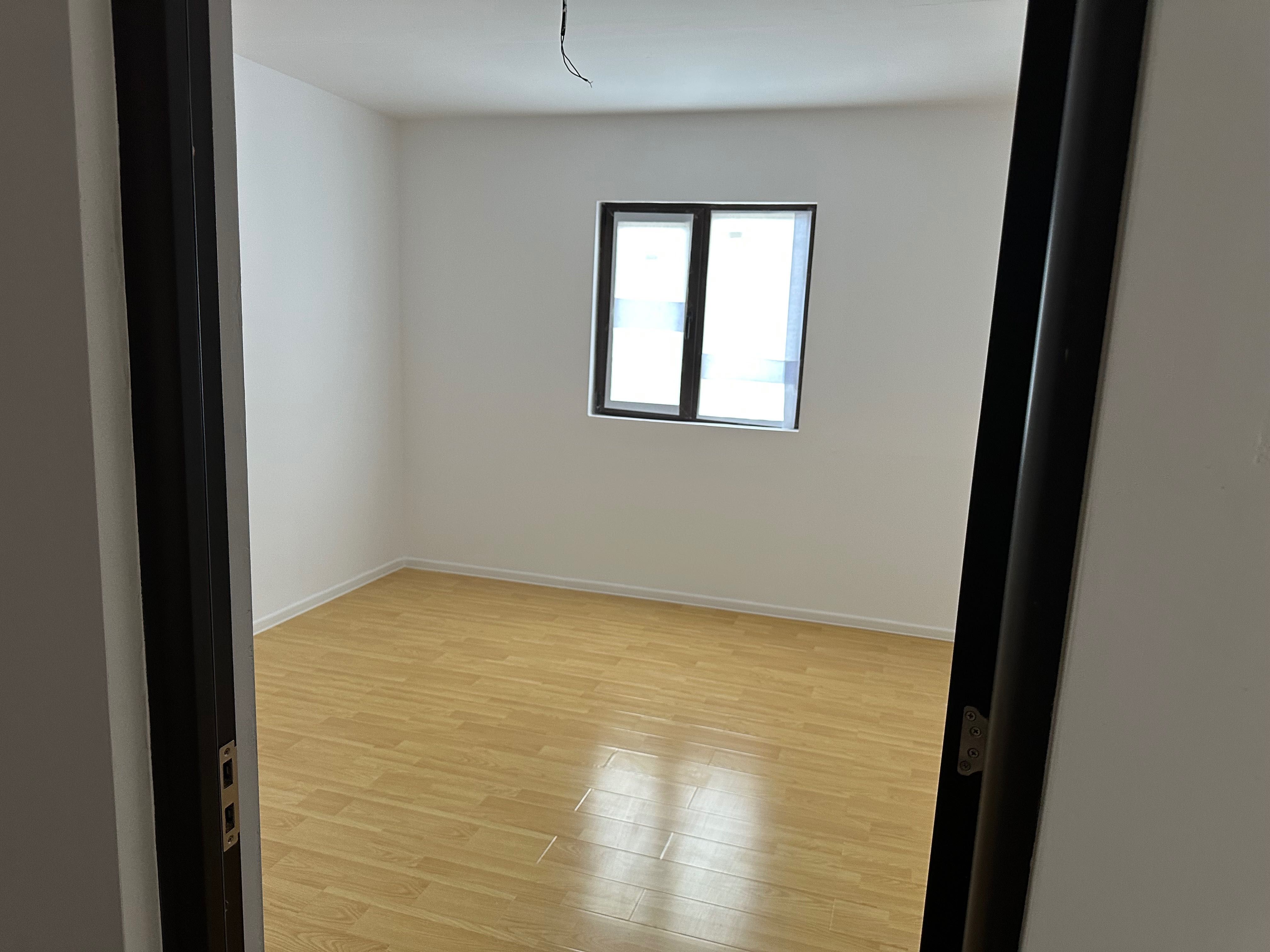 Ocazie Casa comuna independența nou la cheie preț de garsonieră
