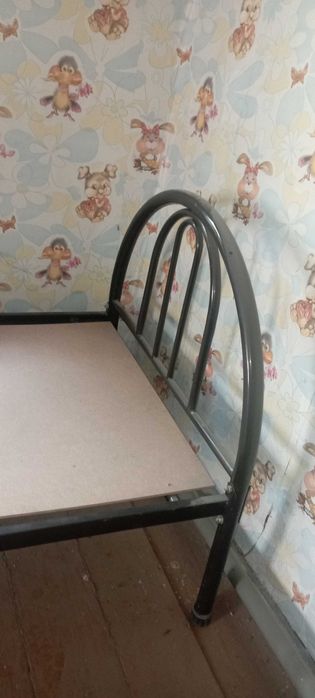 Кровати железные