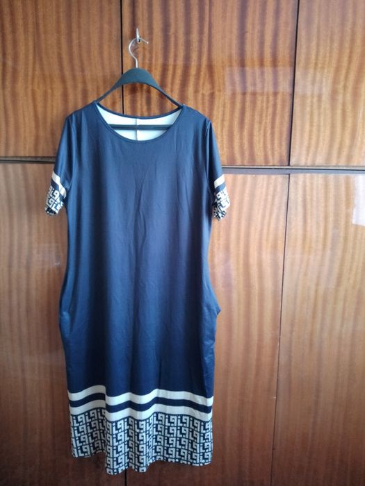 Дамски.    рокли