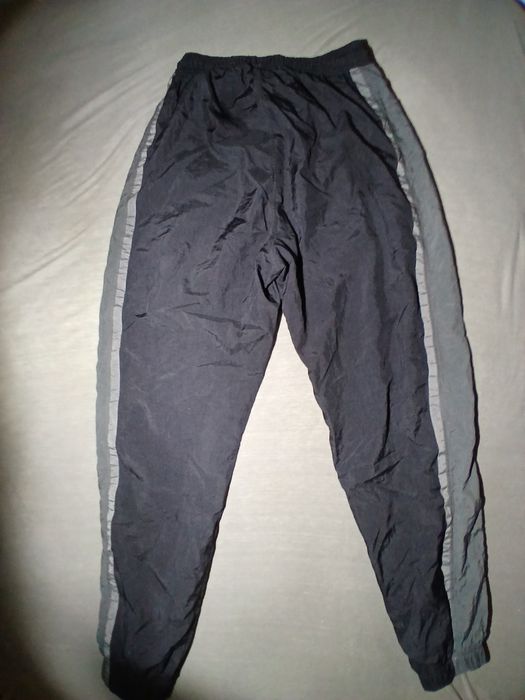 Nike оригинален шушлек комплект – M (горнище) / S (долнище) – отлично