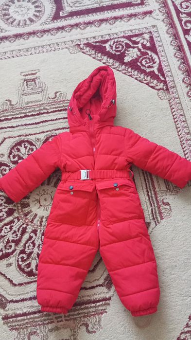 Продам комбинезоны 86р. 92 р.