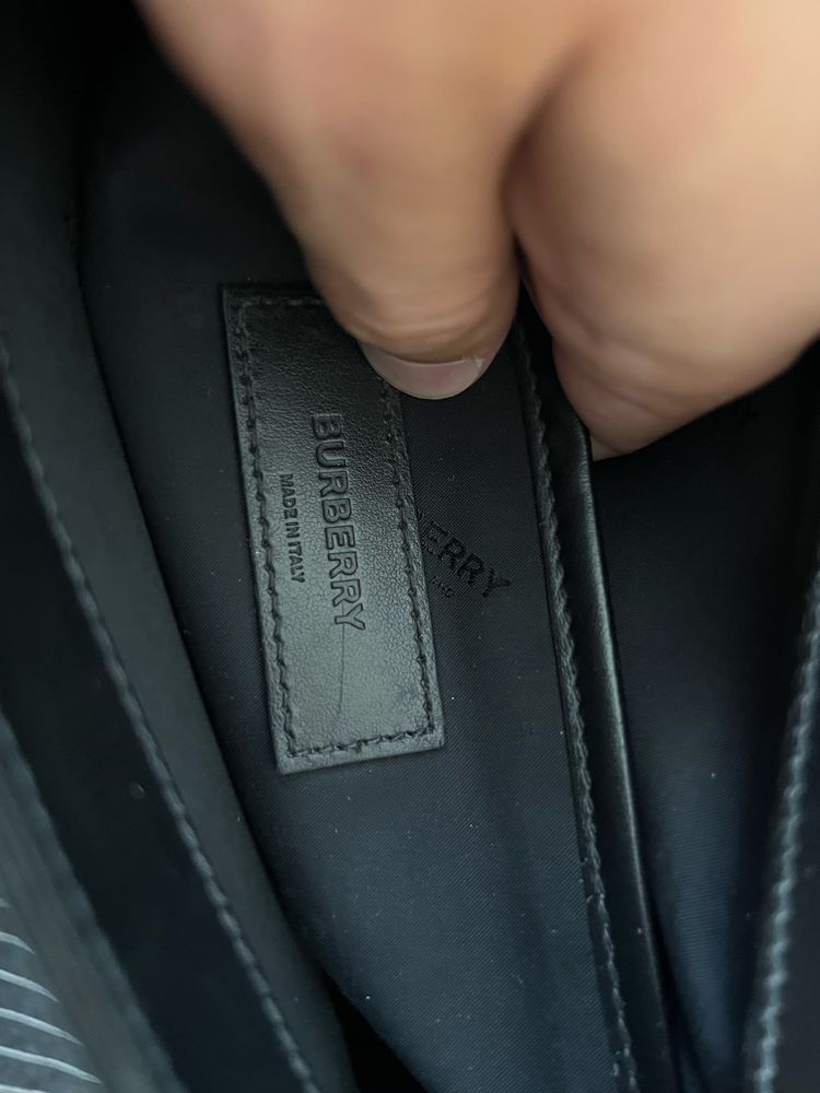 Чанта Burberry messenger bag