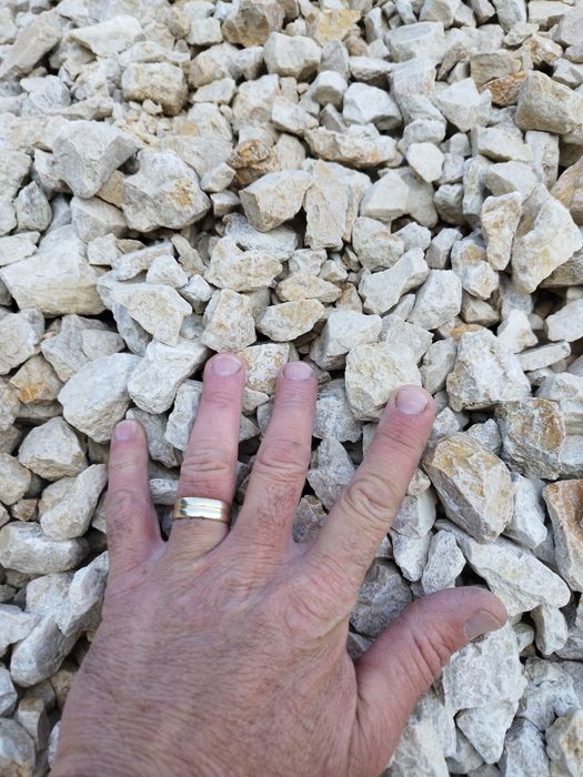 Agregate balastiera ,balastru,nisip,piatra galbena gabioane