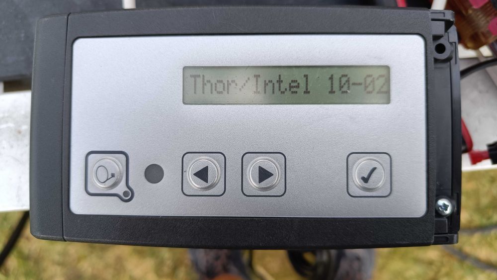 Antena satelit automata