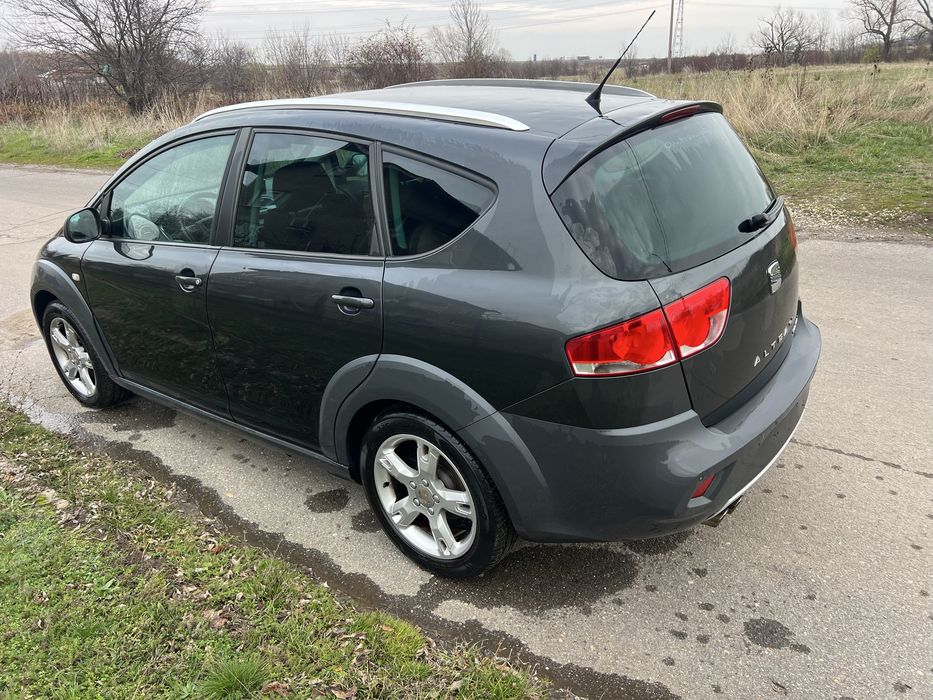 Seat Altea XL Freetrack 2,0 TSI  4х4 DSG 2010г