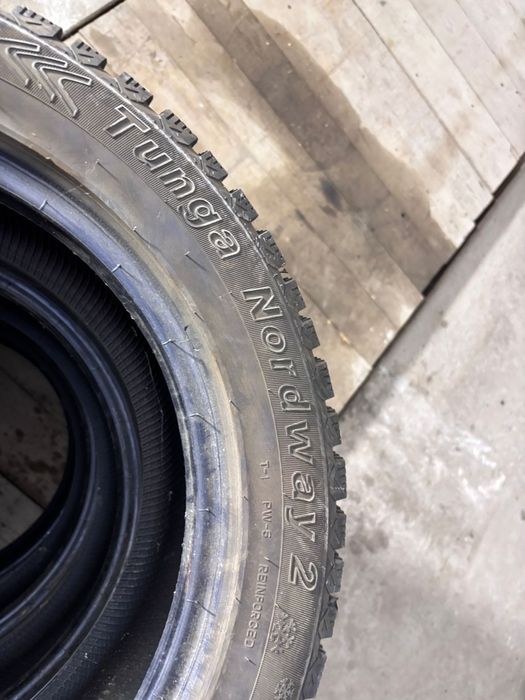 Продам шины R16.