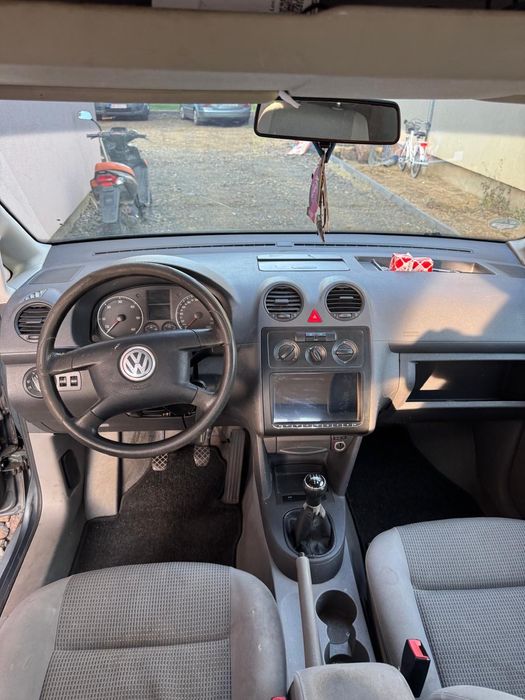 Vând Wolswagen Caddy