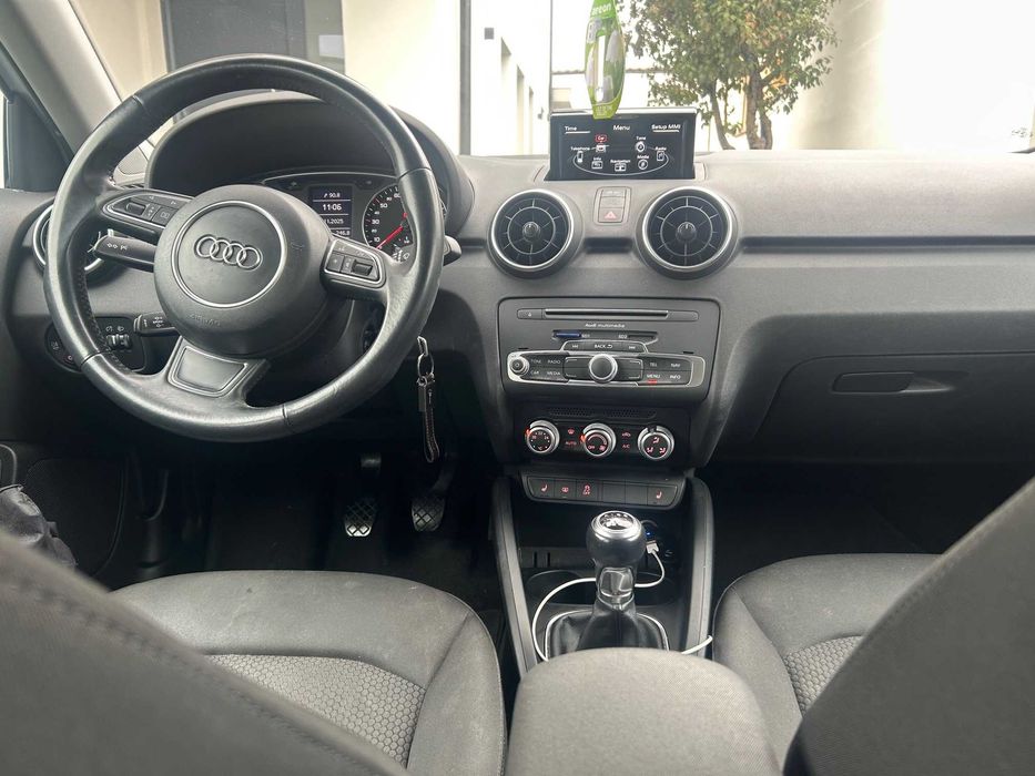 Audi A1 Sportback - 95 CP - benzina