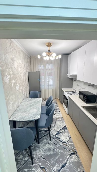 Аренда ЖК новостройка евроремонт 3 комната 78кв 1 этаж