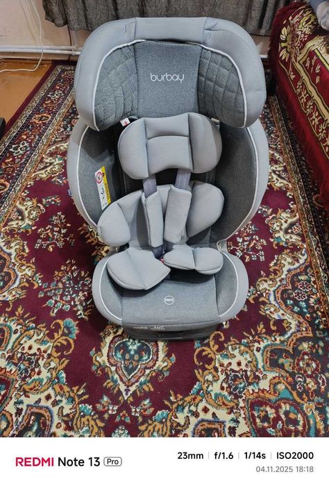 Новое автокресло