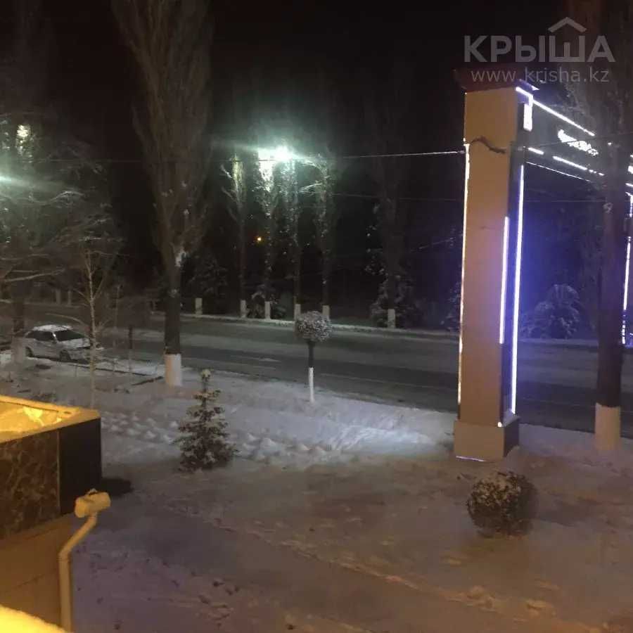 Посуточно Квартира в Самом Центре! (WiFi, Чистая, Все Удобства)